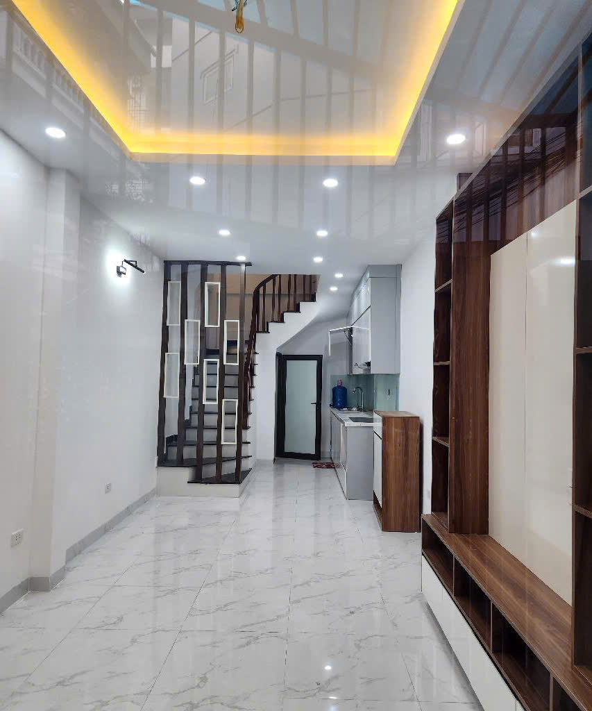 BÁN NHÀ PHỐ KHƯƠNG ĐÌNH, THANH XUÂN, 40M2, 6 TẦNG, CÁCH PHỐ 15M, MỚI, ĐẸP, CHỈ 9.3 TỶ. - Ảnh 1